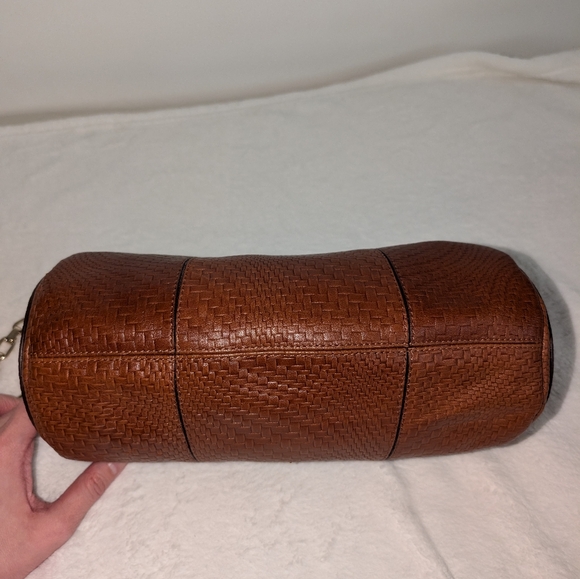 Manu Atelier Cylinder Bag - Picture 6 of 16